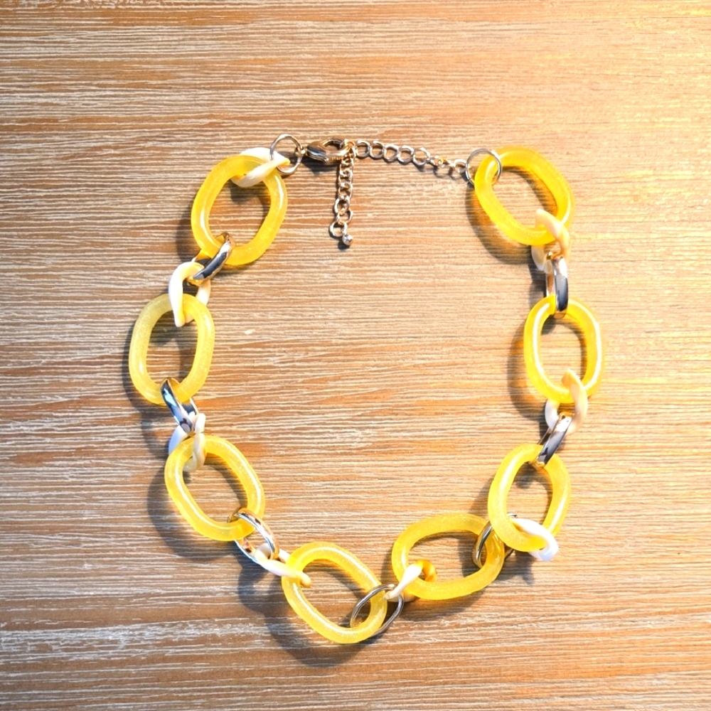Yellow Necklace And Bracelet Set